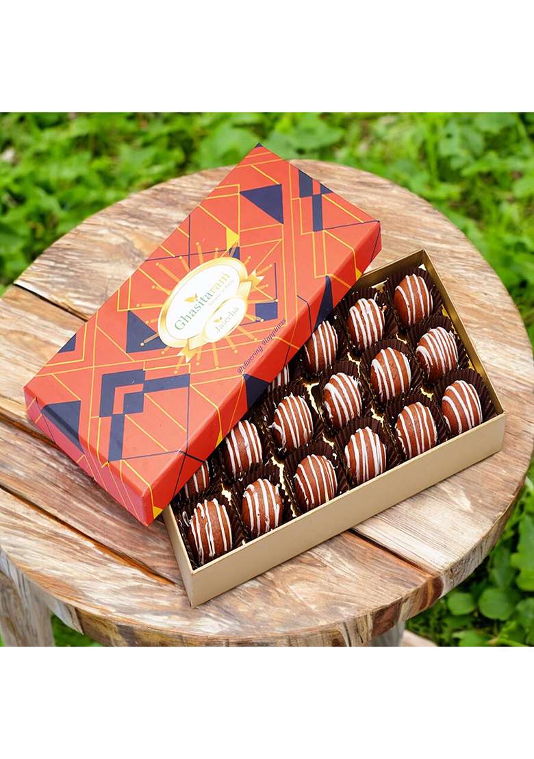 Jaiccha Ghasitaram Gifts Mathura Laddoo 18 Pcs In Designer Box |Sweets|Sweets Gift Pack|Diwali Sweets|Indian Mithai|Diwali Sweets Box|Sweets - Indya