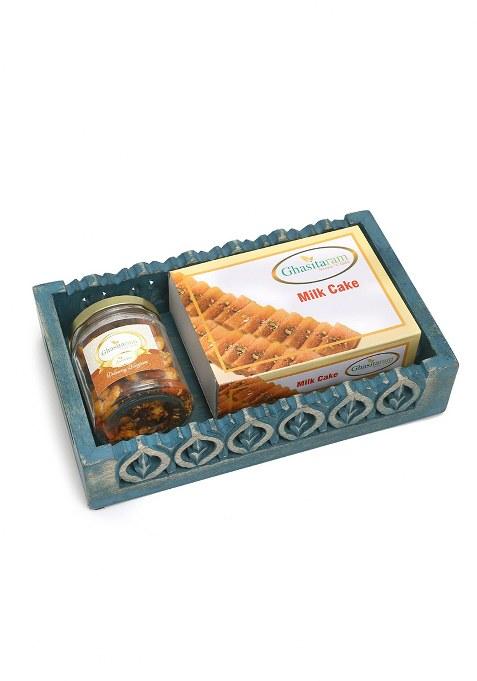 Jaiccha Ghasitaram Blue Wooden Tray With Milk Cake And Mix Dryfruits Jar|Dry Fruit Combo Pack Offer|Dry Gift Pack|Dry Box|Diwali Dry Box|