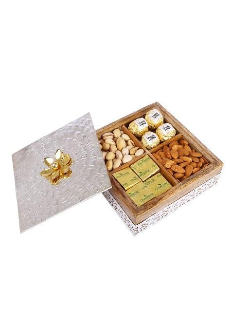 Jaiccha Ghasitaram Wooden Metal Box With Almonds, Pistachios, Mewa Bites And Channa Laddoo|Gift For Diwali Gifts,Holi,Rakhi,Valentine,Christmas,Birthday,Anniversary,Her,Him|