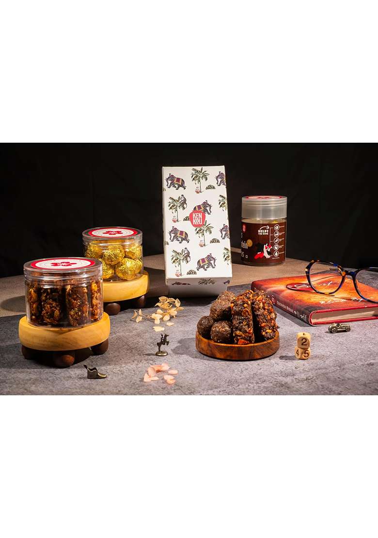Kenkou Sanctura Gift Box Jowar Granola Bites & Protein Cocoa Laddus (2 Jars, 22 Pcs Total, 330 G) | Healthy Anytime Snacking High Guilt-Free Festive - Indya