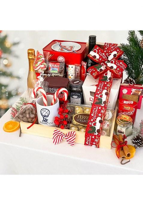 Angroos Luxury New Year Gift Hamper That Encloses Sweets, Drinks And Other Items Xmagb056