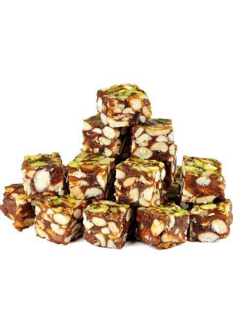 Organomart Organo Mart Dates Burfi | Made With Dates, Pista , Cashews, Almonds, Honey And Pure A2 Cow Ghee I Valentine'S Gifting Dry Fruits Nuts, Healthy Indian Sweets,Gluten Free, No Added Sugar (250G (Pack Of 1), Dates)