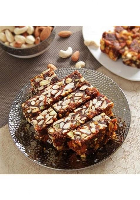 Organomart Organo Mart Dates Burfi | Made With Dates, Pista , Cashews, Almonds, Honey And Pure A2 Cow Ghee I Valentine'S Gifting Dry Fruits Nuts, Healthy Indian Sweets,Gluten Free, No Added Sugar (250G (Pack Of 1), Dates)