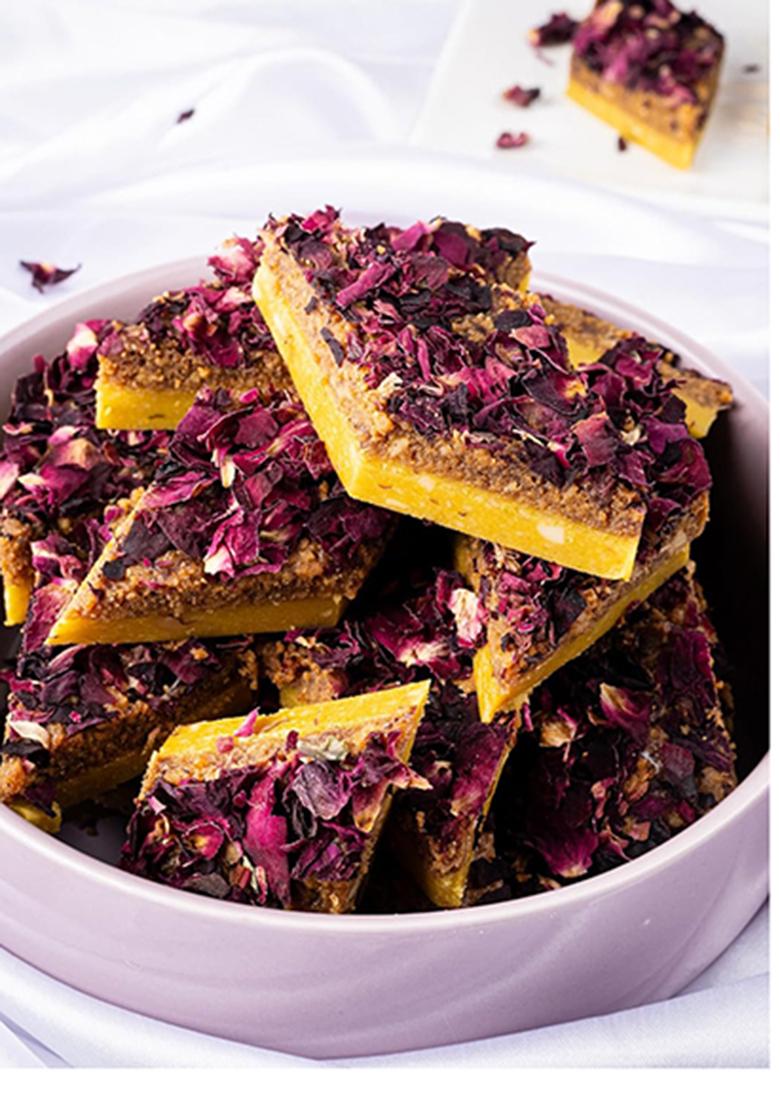 Gud Mishri Rose Kaju Katli 400G | Premium Cashew Mithai With Gulkand, Petals & Kesar Sweetened Mishri, No Refined Sugar Or Palm Oil Festive Gift Box Healthy Indian Sweets For Adults Kids