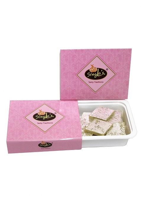 Singla Sinla Sweets Kaju Barfee 200G Indian Mithai Sweet Vacuum Pack