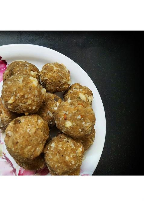 Sweetmitra Methi Ladoo | Handmade Ayurvedic With Dry Fruits Lactation & Hormone Balance Support Winter Energy Sweet No Added Sugar, Preservatives