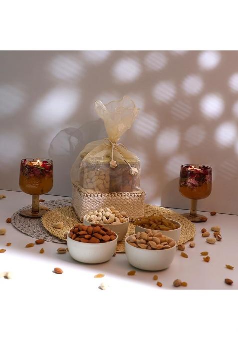 Vt Real Nutri Dry Fruit And Nut Gifts,Chocolate Basket/Humper/Box Diwali/Rakhi/Chirstmas/Newyear//Birthday/Anniversary/Wedding//Corporate Gift 500Gm