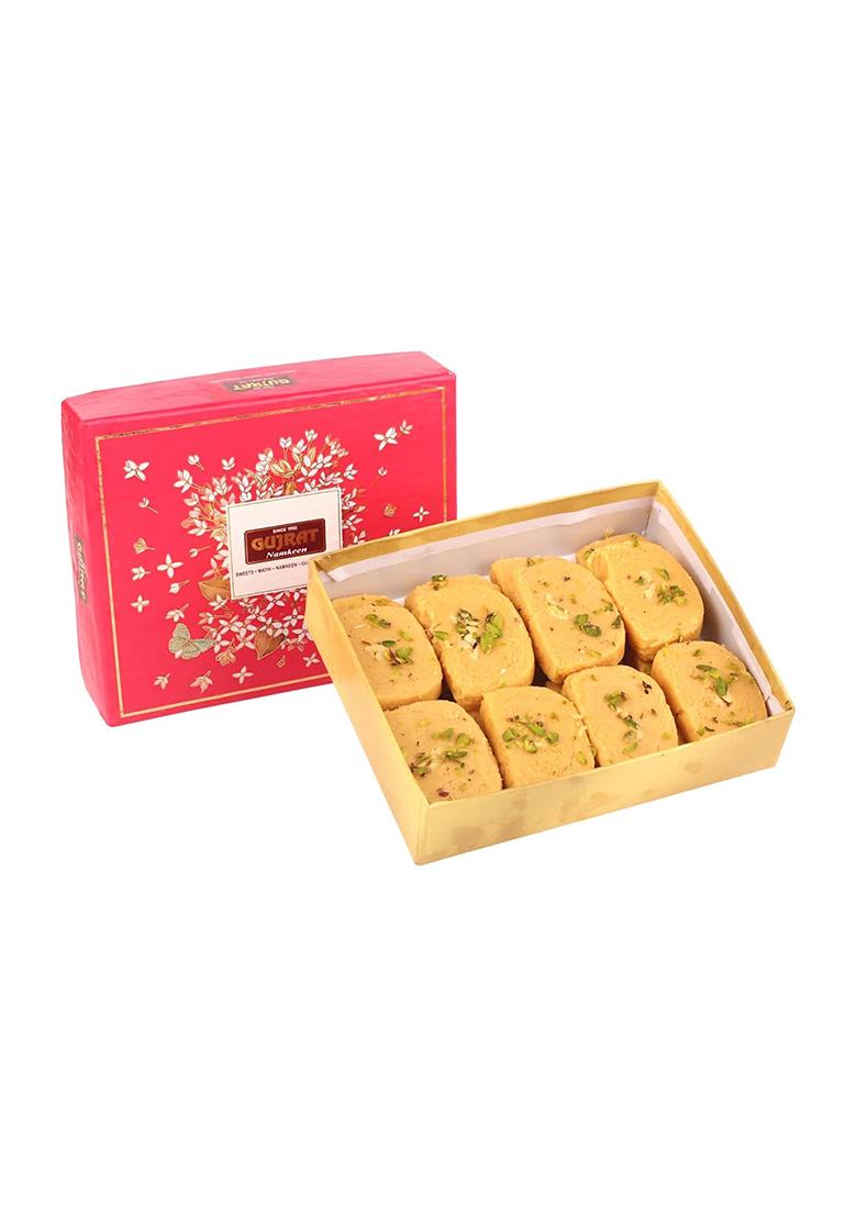 Gujrat Namkeen Special Homemade Desi Ghee Patisa- 400 Grams