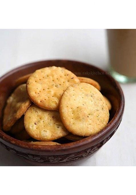 Order Karo Homemade Desi Ghee Namkeen Mathri | Chai Time Snacks Ready To Eat Matthi Indian Nashta Traditional Tea Party (250 Grams)