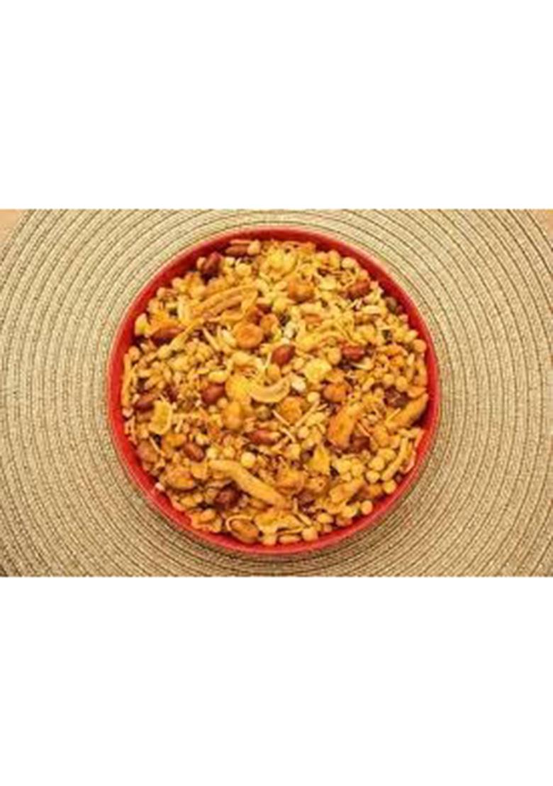 Kishan Traditional Dryfruit Mixture Namken |Sweet & Spicy Mix Of Almond, Dryfruits Green Pista And Kaju | In- Between Meals Evening Snacks |Perfect For Tea Time Ready To Eat (500 Gram, Mixture)