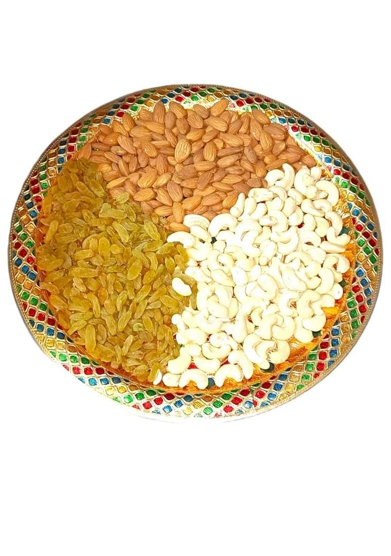 Koogly Kismish Kaju Badam Big Peacock Printed Thali 600 Grams Net Material Ideal For Gifting Diwali Dryfruit Gift Box Combo Dry Fruits 600G - Indya