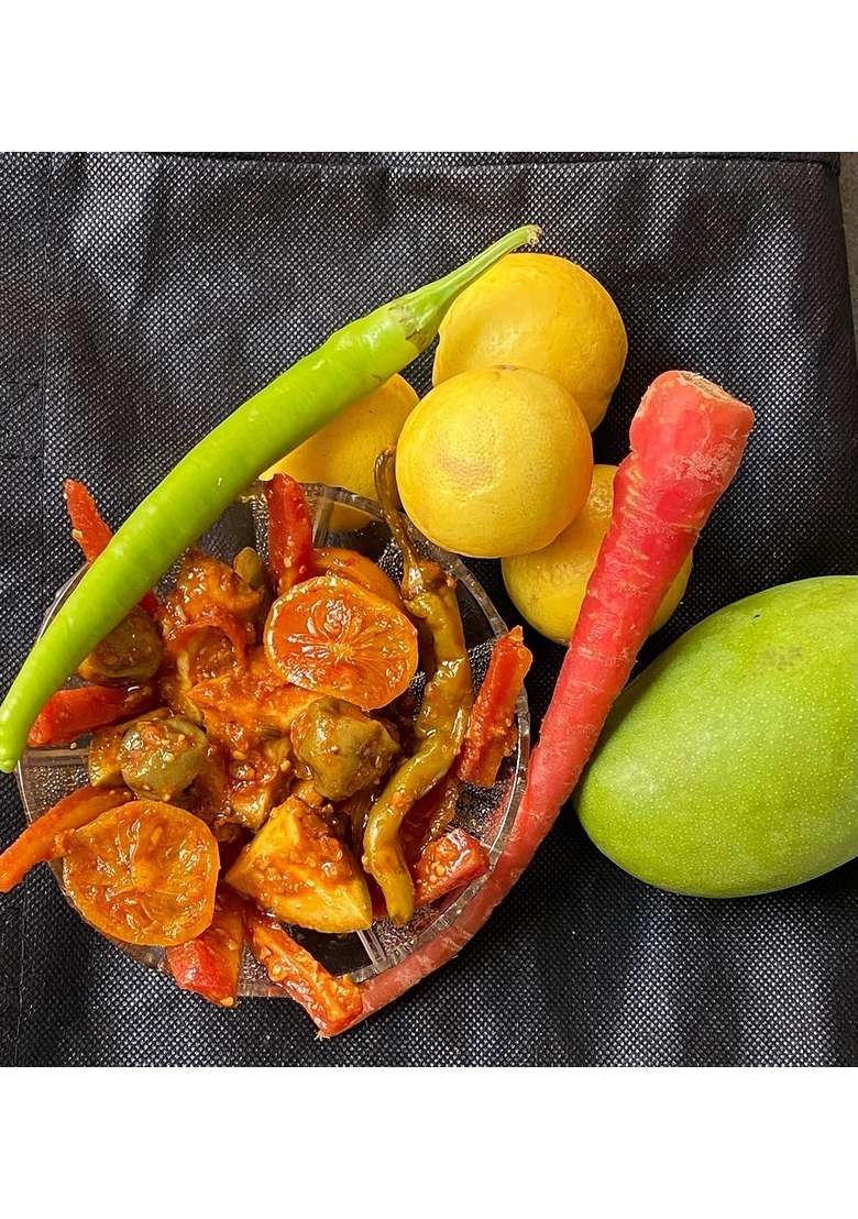 Rek Stretchredux Vapo Spray 150Ml Kolah Mixed Vegetable Pickle Homemade Mango Lemon Chilli Gunda Carrot 400 Gms Hot Sour - Indya