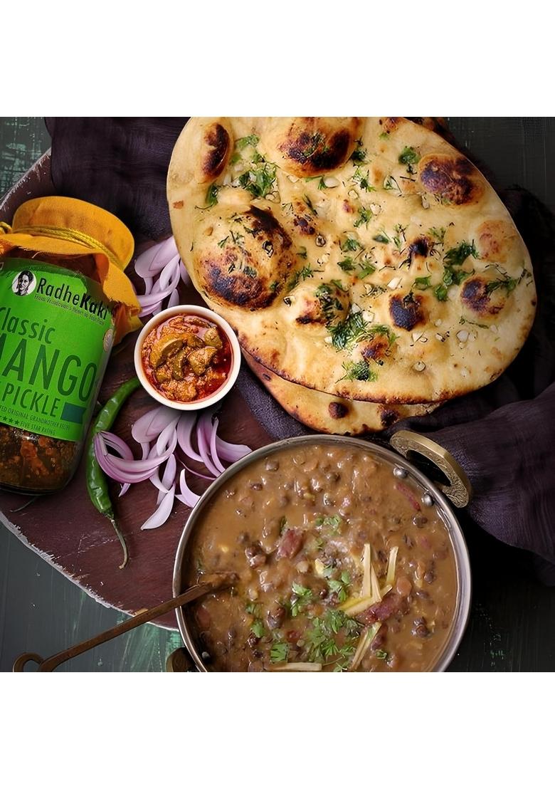 Radhe Kaki Homemade Mango Pickle I Authentic Taste Natural Ingredients Sun Dried No Artificial Colors Spicy Tangy Aam Ka Achaar With Raw Spices Mixed Mustard Oil 400G