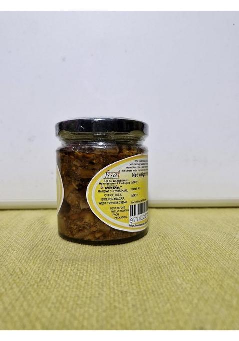 Popular Moms Bamboo Shoots Pickle 180 Gm | Kacche Bans Ka Achar Artisanal Baas Achhar Traditional Homemade Indian Spicy Tangy Flavor Vegetarian No Artificial Preservatives