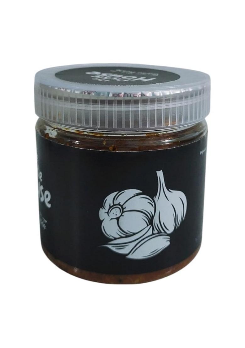 The Pickle House Homemade Garlic | Spicy Peeled Pickles No Chemical Presevatives Prepared From Healthy Oil Natural Ingredients Rich Flavor 250G
