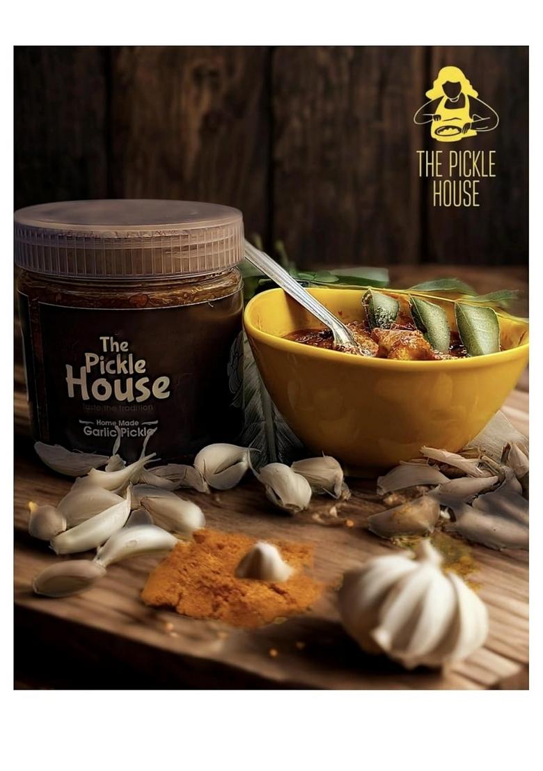 The Pickle House Homemade Garlic | Spicy Peeled Pickles No Chemical Presevatives Prepared From Healthy Oil Natural Ingredients Rich Flavor 250G