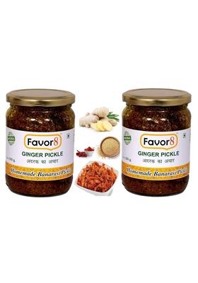 Favor8 Indian Traditional Ginger Pickle| Adrak Ka Achaar| Homemade Banarasi Recipe Masaledar Pickle Made By Khachi Ghani Mustard Oil Glass Jar Pack Of 2 X 500G
