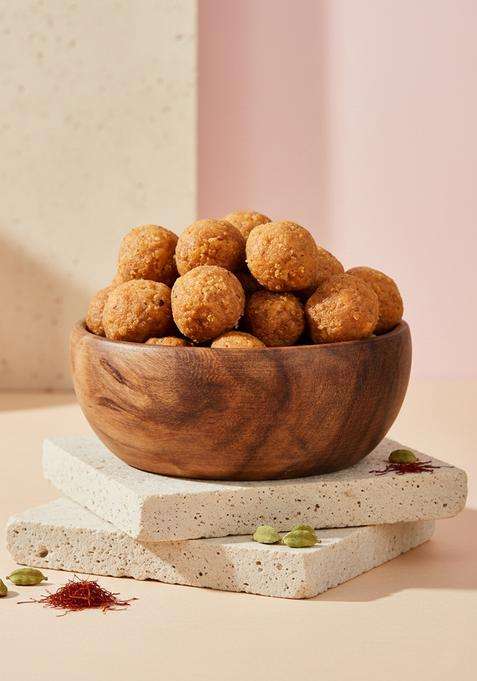 Kvd Collection Bangla Fresh Naru Laddoo 250 G Coconut Gur Ladoo Bengali Sweet For Puja