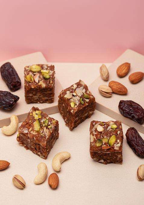 Ghasitaram Gifts Khajur Barfi 200 Gms |Sugar Free Sweets|Diabetic Friendly|Diwali Sugar Sweets Box