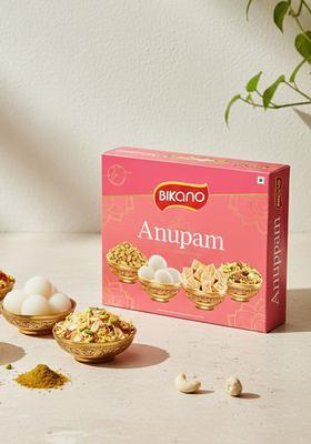 Bikano Diwali Gift Pack Anupam 1 25Kg | Assorted Indian Sweets Namkeen Rasgulla Patisa Peanut Salt Pepper Khatta Meetha Festive Hamper