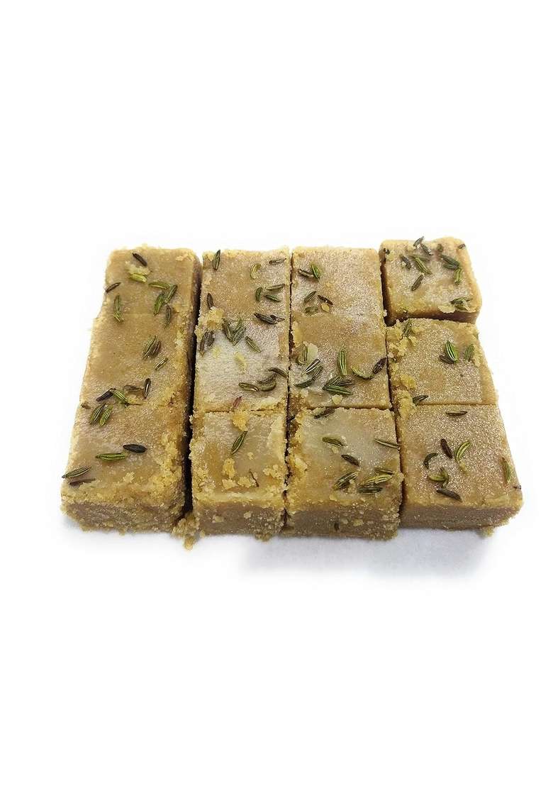 Haribhai Damodar Mithaiwala Gud Papdi Sukhdi Barfi 500 Grams - Indya