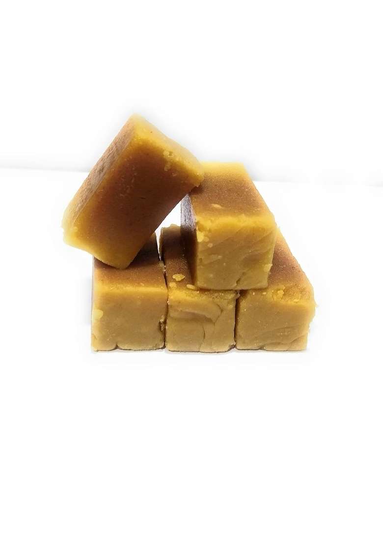Haribhai Damodar Mithaiwala Malai Maysore Pak Soft South Traditional Indian Sweet 500 Grams - Indya