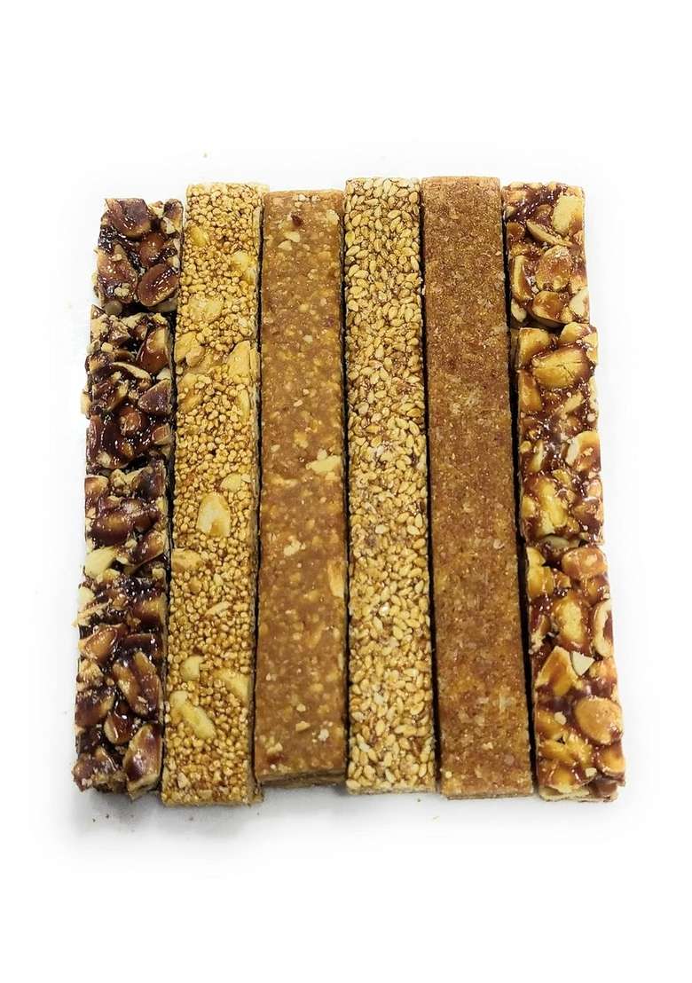 Haribhai Damodar Mithaiwala Mix Chikki Peanut Sesame Til Rajgira Crush 400 Grams 2 Packs Of 200 - Indya