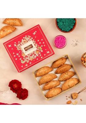 Gujrat Namkeen Sweet Homemade Dry Fruit Gujia Ghujiya Sweets Holi Special Indian Mithai Gift Box Combo Of Chasni And Binachasni Pack 8 Piece
