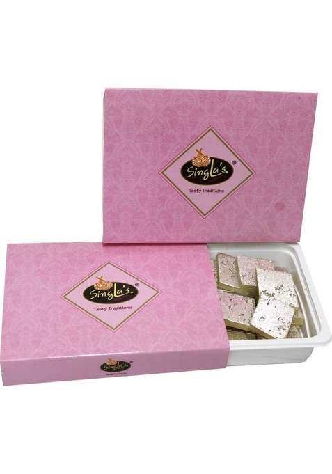 Singla Sweets Kaju Barfi 500G Indian Mithai Vacuum Pack&nbsp;&nbsp; 500 G