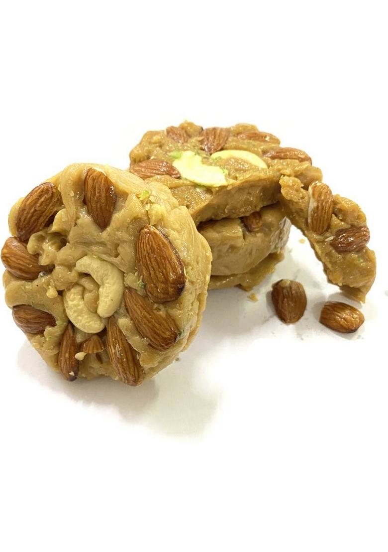 Singla Sweets Soan Halwa 700G Soahn Cake Box 700 G