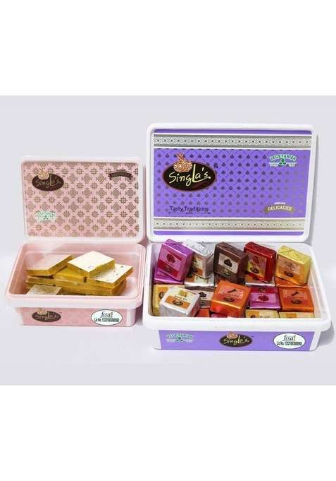 Singla'S Kesar Kaju Katli 200G And Mix Bite 400G Combo 600G Box&nbsp;&nbsp; 2 X 300 G