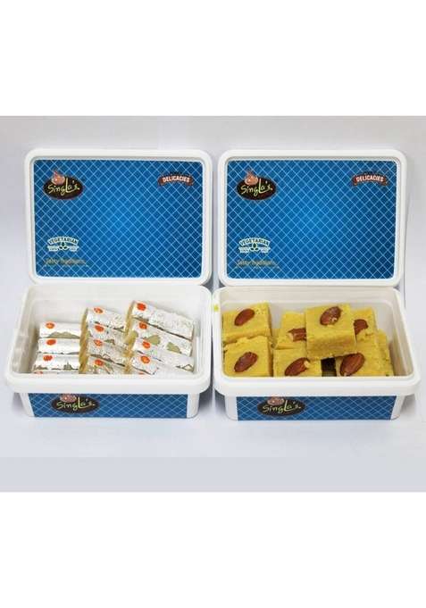Singla Sweets Kaju Roll 200G And Patisa Burfi Combo Pack Of 2 Box&nbsp;&nbsp; 400 G