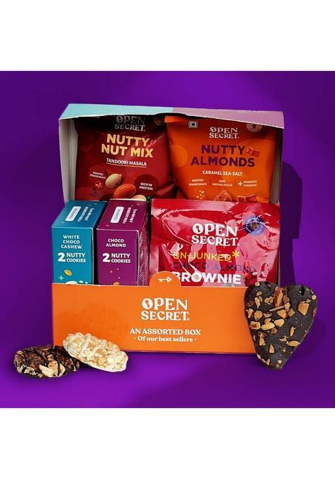 Open Secret Festive Chocolate Cookies,Brownie And Dry Fruits Gift Hamper|5 Delightful Treats Cookies Biscuit (121 G)