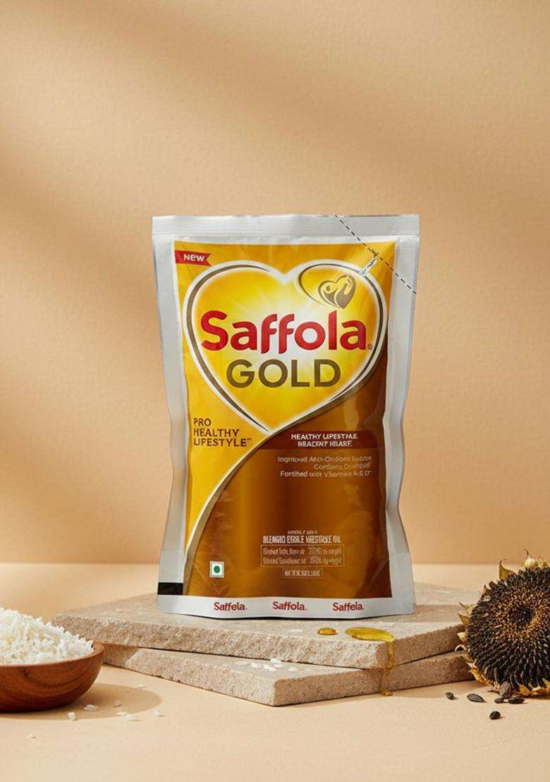 Saffola Gold Pro Healthy Life Style Cokking Oil 1Ltr Pouch Rice Bran Refill (1000 Ml) - Indya