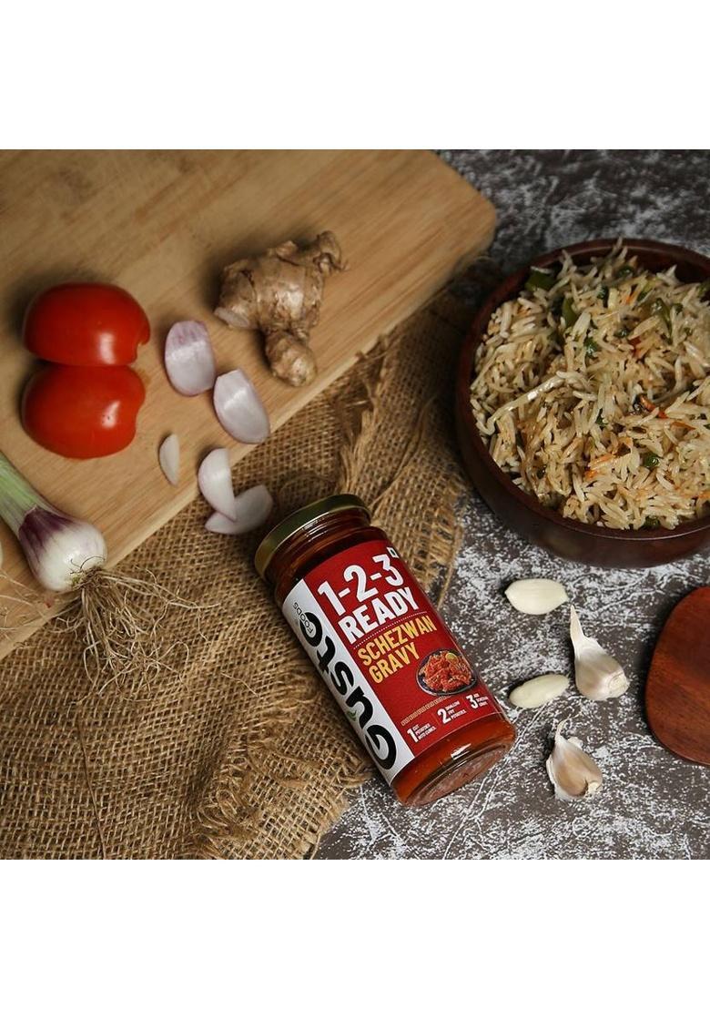 Gusto Foods Schezwan Gravy | Indo-Chinese Gravy | Ready To Cook In 3 Steps 500 G (Pack Of 2)