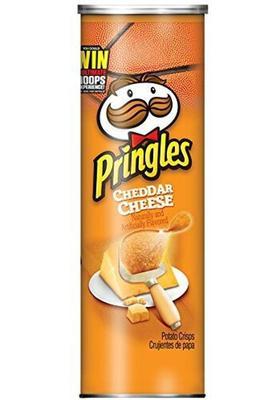 Pringles Cheddar Cheese Naturally Flavored Con Sabor (Imported From Usa) Chips (158 G)