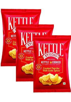 Kettle Studio Potato Chips | Crushed Paprika With Exotic Spices - 125Gm (Pack Of 3) (3 X 125 G)