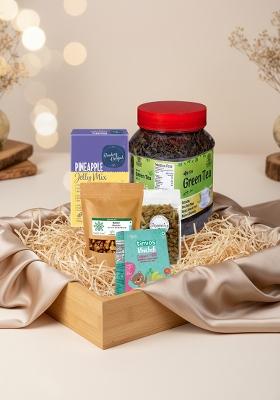 Traditional Indian Khichdi Beverages Snacks Assorted Gift Hamper