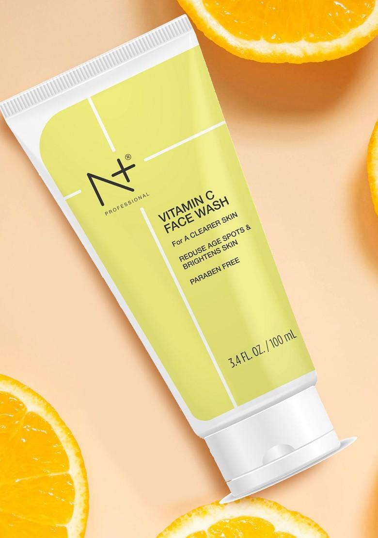 N Plus Professional Vitamin C Face Wash To Reduce Age Spots Brighten Skin 100 Ml