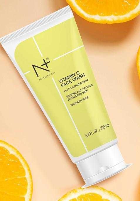 N Plus Professional Vitamin C Face Wash To Reduce Age Spots Brighten Skin 100 Ml