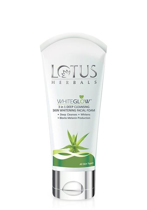 Lotus Herbals Whiteglow 3 In 1 Deep Cleansing Skin Whitening Facial Foam 50 G