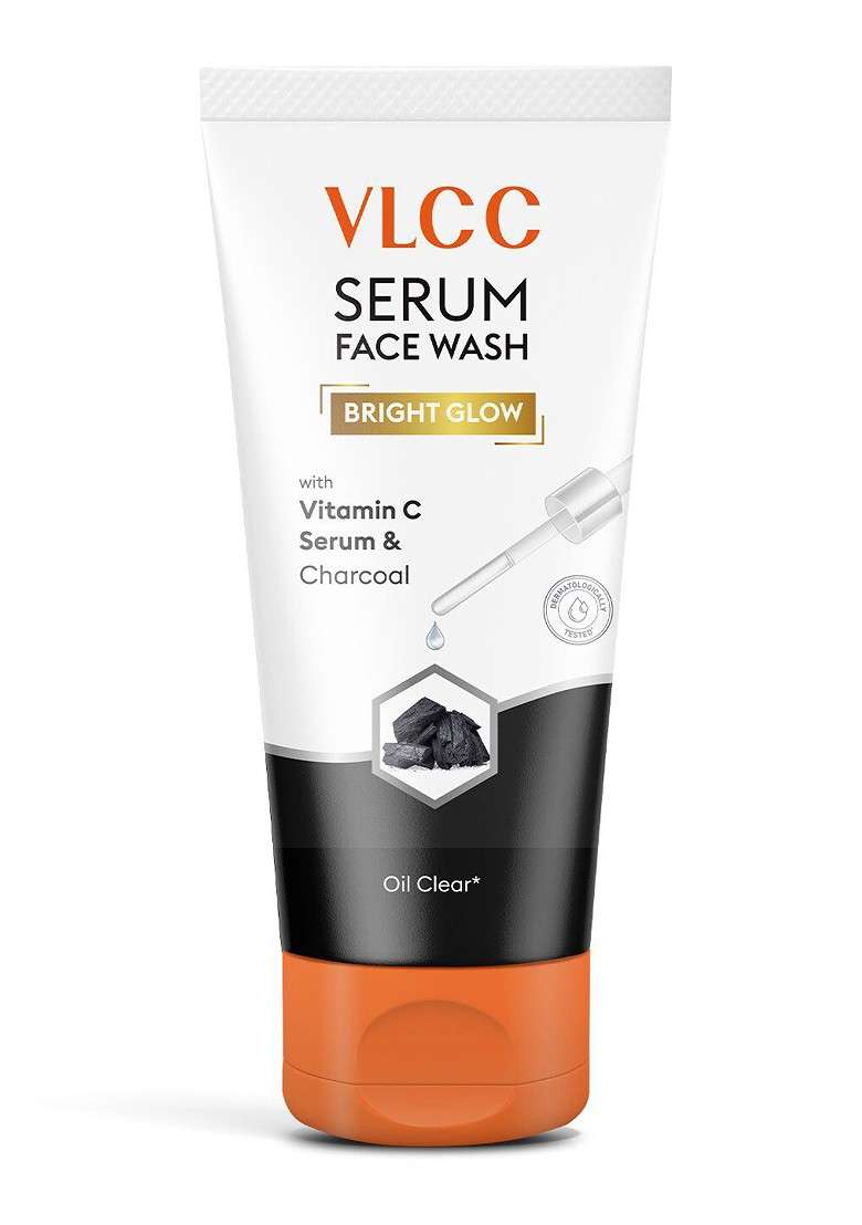 Vlcc Bright Glow Serum Face Wash With Vitamin C Charcoal 100Ml - Indya