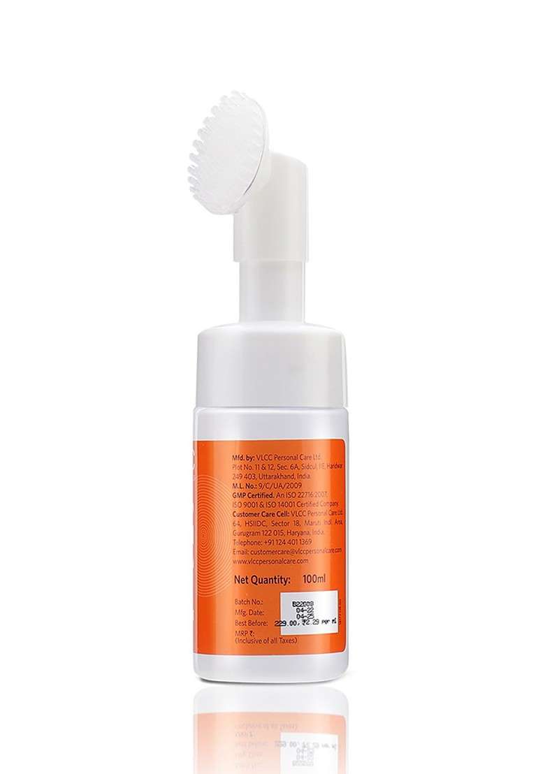 Vlcc Set Of 2 Vitamin C Detoxifying Nourishing Foaming Face Wash 100 Ml Each - Indya