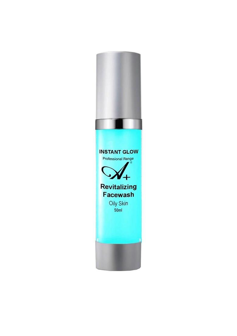 A Professional Range Revitalizing Face Wash For Oily Skin Removes Dead Cells 50 Ml