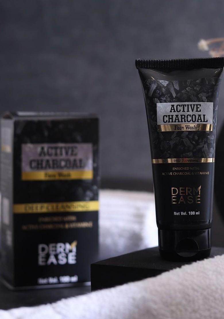 Dermease Charcoal Face Wash For Deep Cleansing With Vitamin E 100 Ml