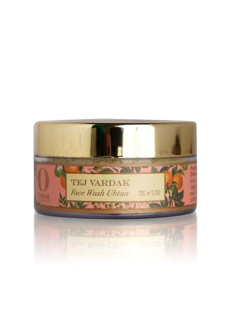 Ohria Ayurveda 4 Pcs Avbhasini Face Pack Tej Vardak Wash Cream Gift Set - Indya