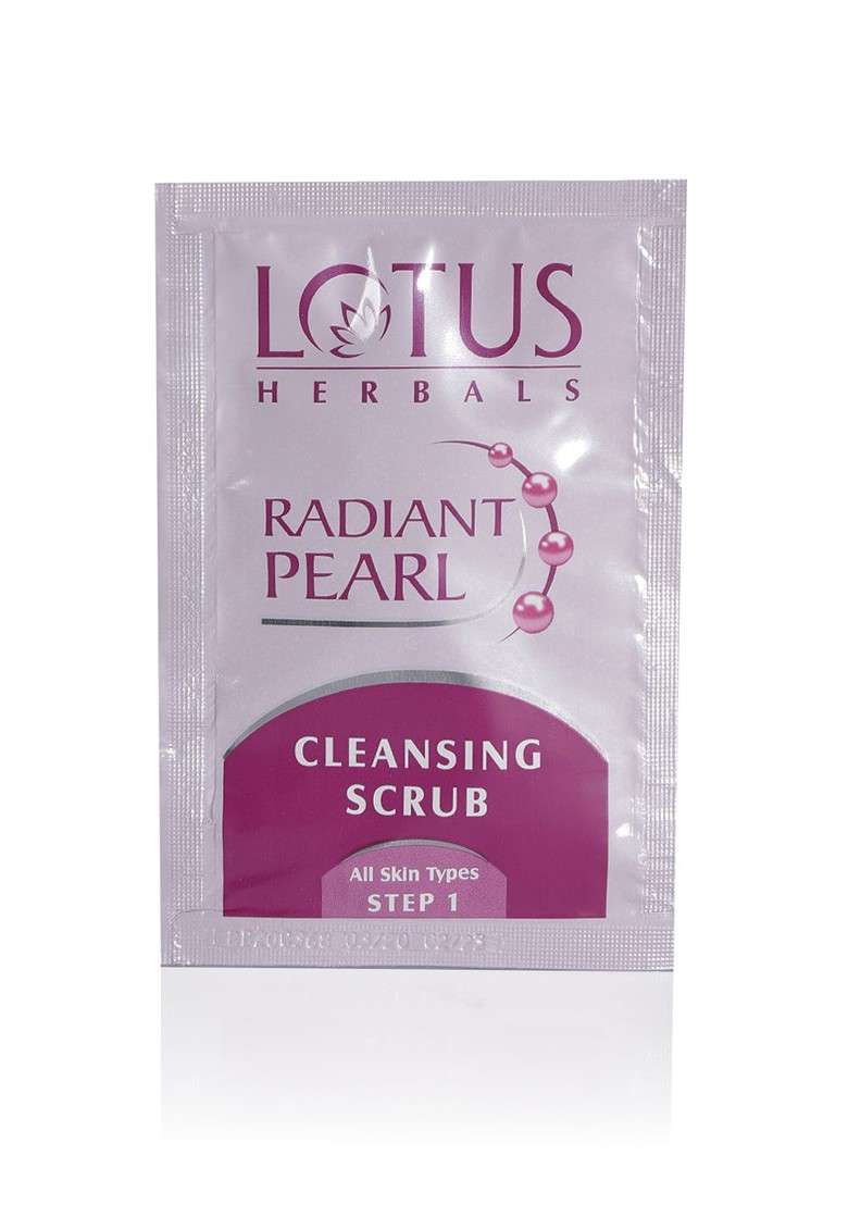 Lotus Herbals Radiant Gold Cellular Glow Pearl Lightening Facial Kit - Indya