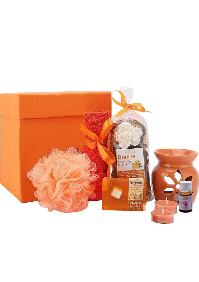Bodyherbals 7 Pcs Orange Soap Spa Gift Set - Indya