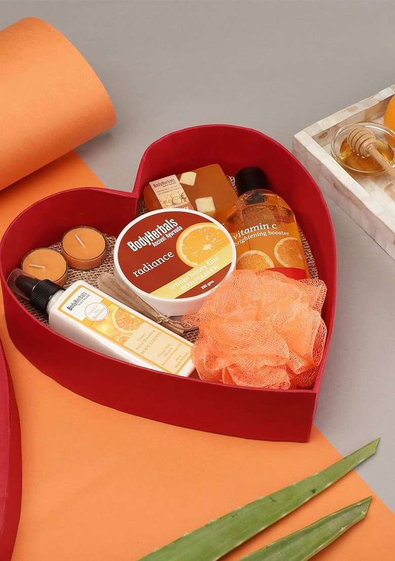 Bodyherbals Orange Signature Skincare Gift Set For All Occasions - Indya