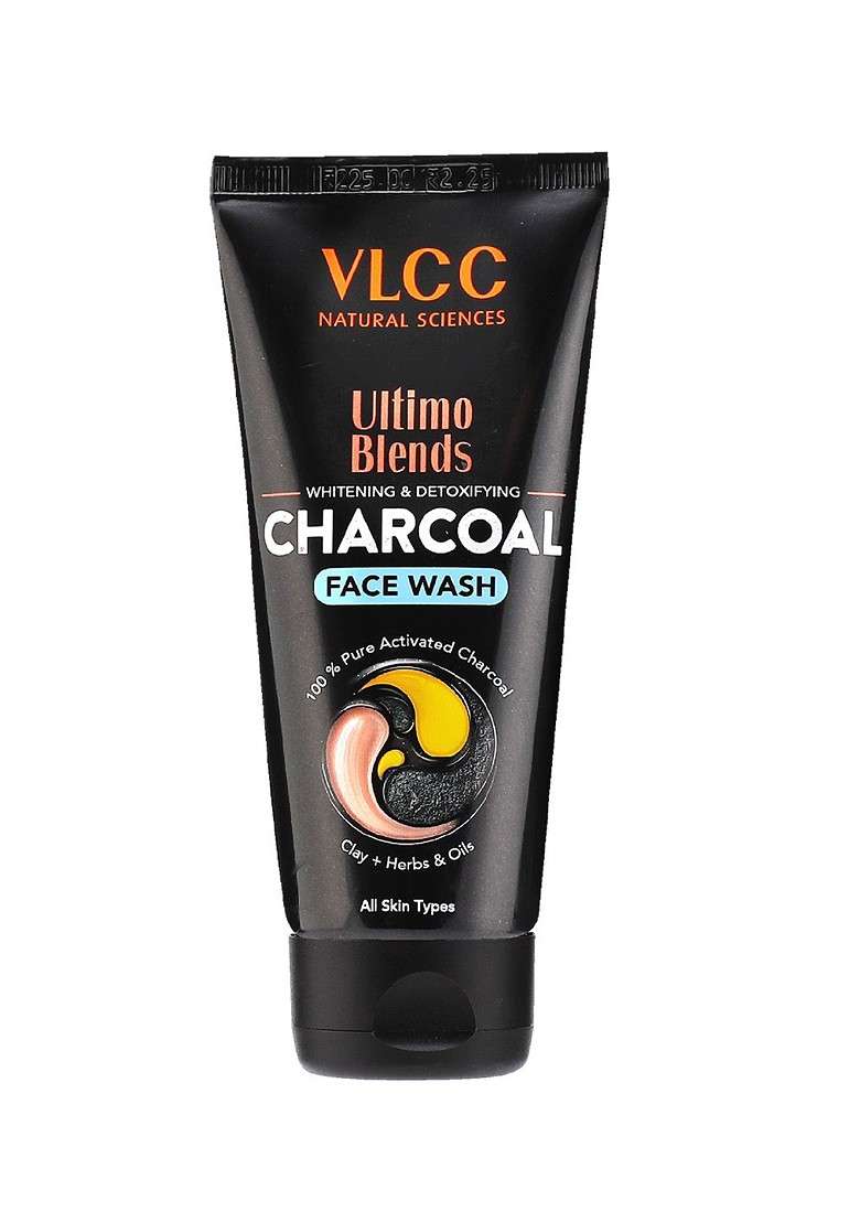Vlcc Unisex Ultimo Blends Whitening Detoxifying Charcoal Face Wash 100 Ml - Indya
